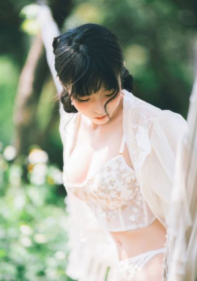 部长的妻子电影版免费观看_HDBD在线观看